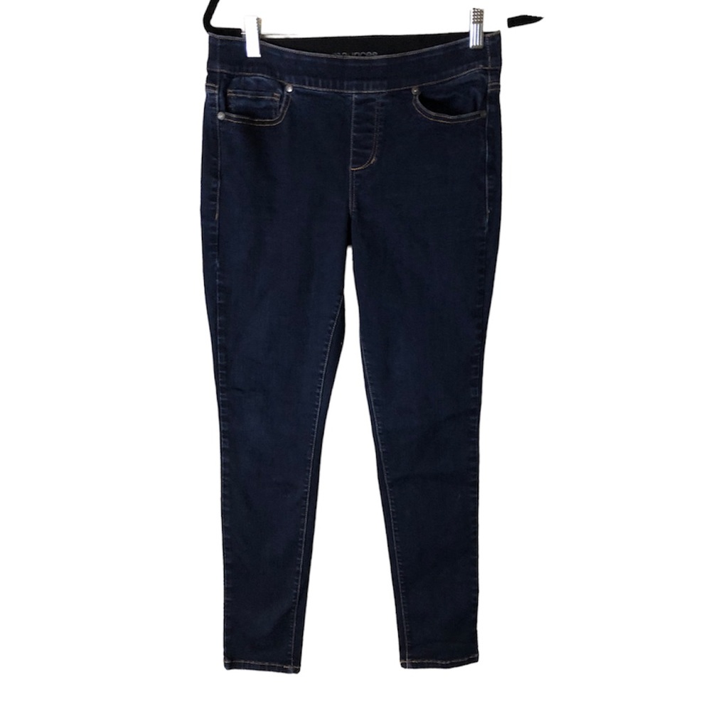Maurice’s Pull On Jeans Size MR Dark Wash Great Condition No Flaws